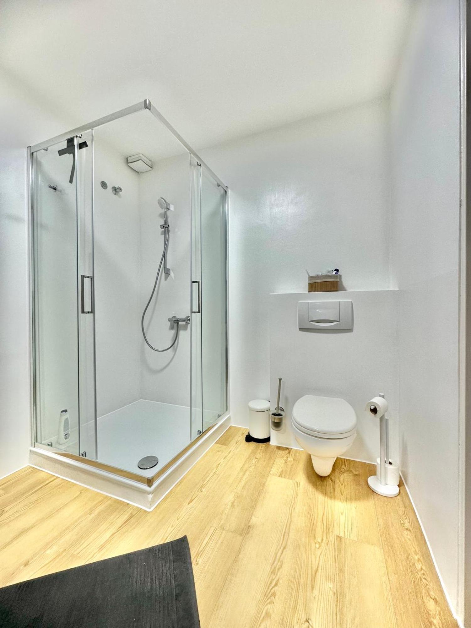 Apartment City-apartment Mit Dachterrasse & Massagesessel In Der Fussgaengerzone K4 *
