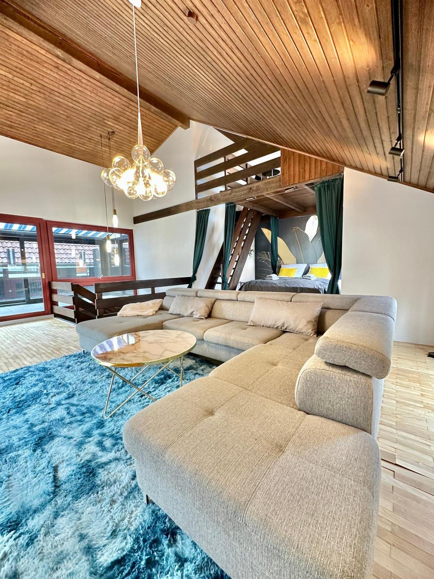 City-apartment Mit Dachterrasse & Massagesessel In Der Fussgaengerzone K4 * Oldenburg